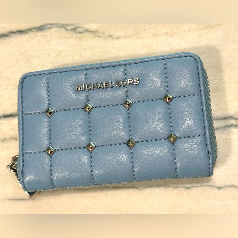 Michael Kors Studded wallet